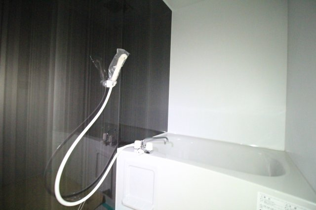 ニュー大淀ハイツの浴室