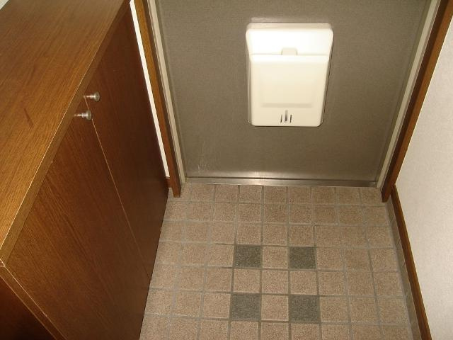 フォレストハイムＤの玄関|玄関