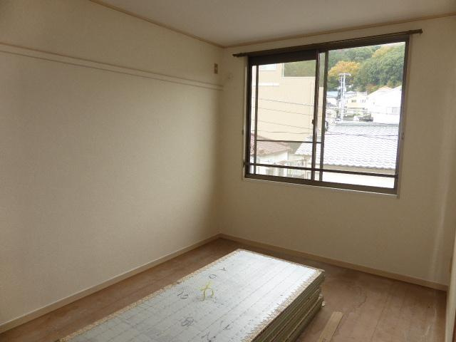 アーバンＨＡＴＡの居間・リビング|和室