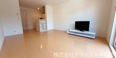 【居間・リビング】 | モナリエ多治米 | 洋室13帖