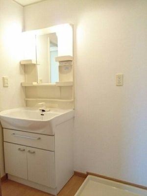 【洗面所】 | フェリーチェＣ