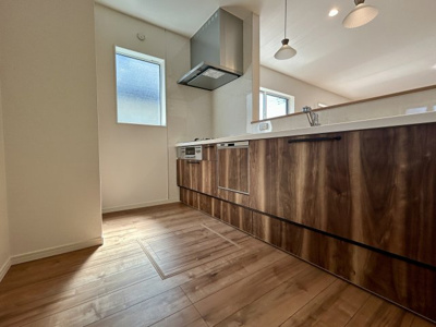 【キッチン】 | 【大平町富田第2期　現地写真】