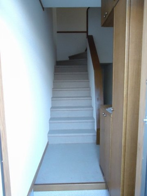 【玄関】 | ファミール村松