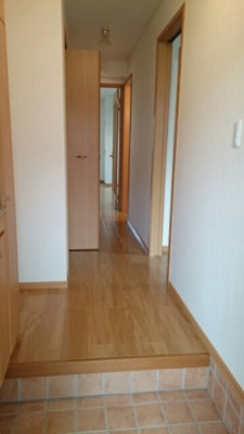 【玄関】 | ＥｘｃｅｌＣｏｕｒｔ東小羽山Ｃ