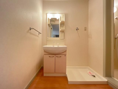 【洗面所】 | クレストール | 洗髪洗面化粧台