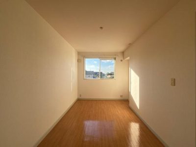【内装】 | クレストール | 洋室