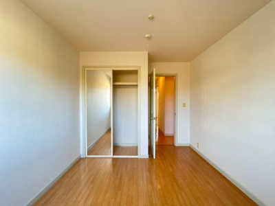 【内装】 | クレストール | 洋室