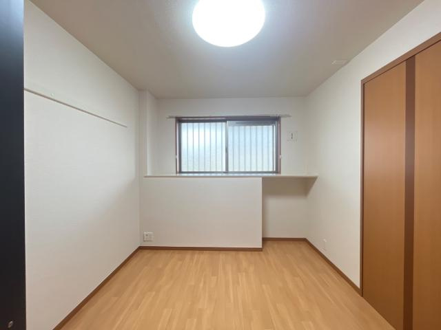 【内装】 | エル・グレイス | 洋室