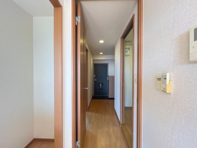 【内装】 | エル・グレイス | 廊下