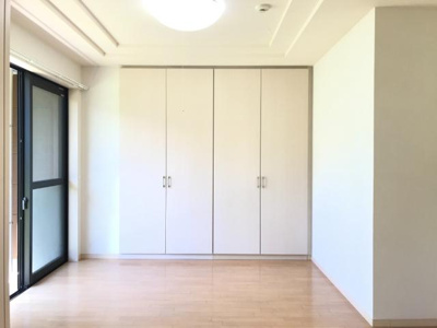 【内装】 | ウィステリア　スプリングス | 洋室