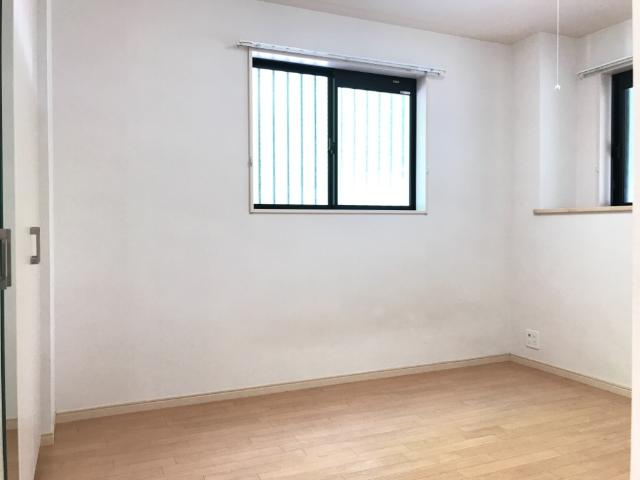 【内装】 | ウィステリア　スプリングス | 洋室