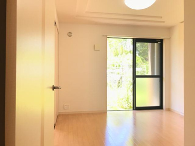 【内装】 | ウィステリア　スプリングス | 洋室