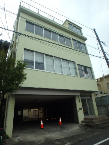 美和倉庫の外観