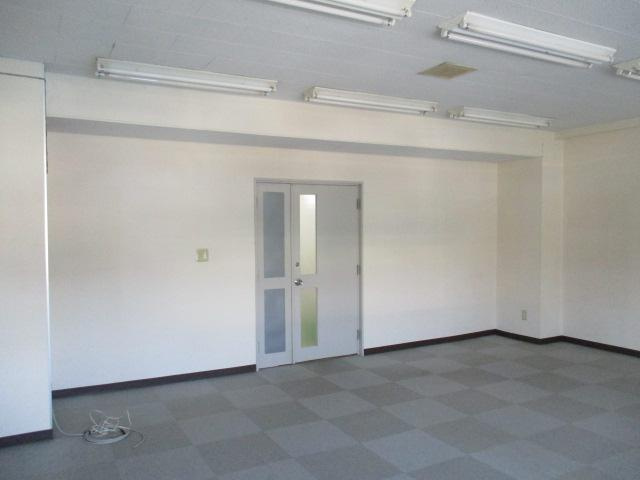 東新町 元町ハイツのロビー