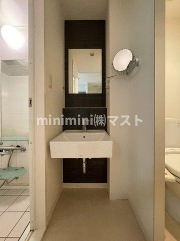 カーサリック同心の洗面所