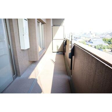 熊本市東区長嶺南４丁目の賃貸マンションのバルコニー