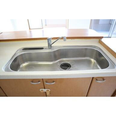 熊本市東区長嶺南４丁目の賃貸マンションのキッチン