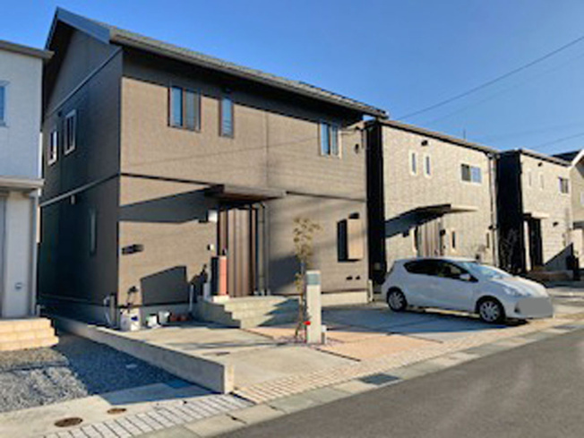 【外観】 | 御殿場市川島田 中古住宅 EH05561 | 御殿場市川島田　外観