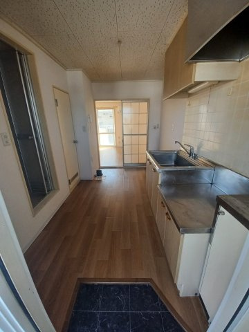 ビーフリーＢ棟の内装|明るい色調の室内です