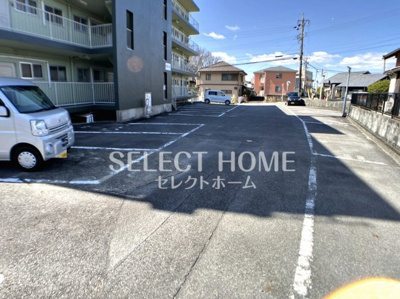【駐車場】 | 浅井マンション | 駐車スペースもあります