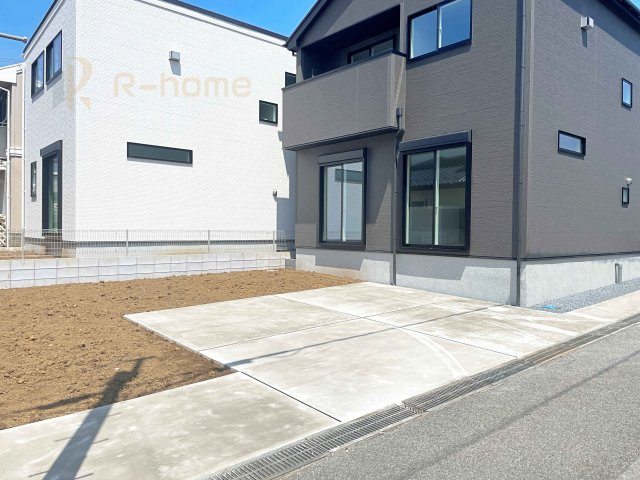 我孫子市天王台3丁目24-1期　新築戸建て　2号棟の駐車場|カースペースは2台お停めいただけます♪