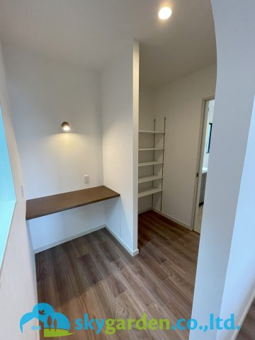 藤沢市藤が岡3丁目　新築戸建　全2棟A号棟の内装|キッチンのバックヤード