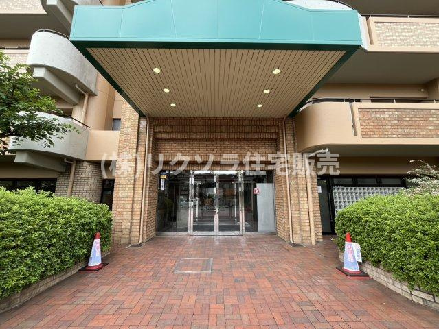 ロイヤルシャトーねやがわオークビル|■物件内覧・資金計画相談・住宅ローン相談、リフォーム相談、お問合せ受付中■
※当日・翌日のご内覧、ご相談はお電話でのお問合せがスムーズです！