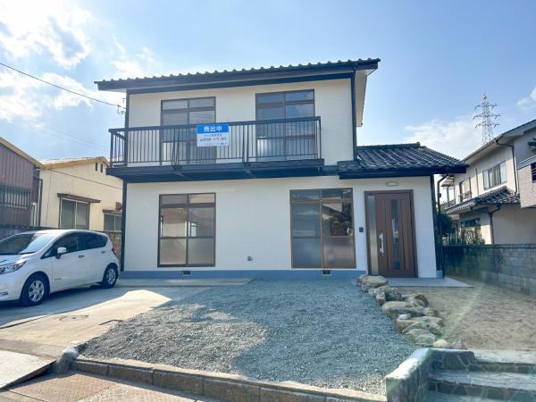 鴨方町鳩ケ丘1丁目　リフォーム済み　一戸建て【仲介手数料無料】の外観