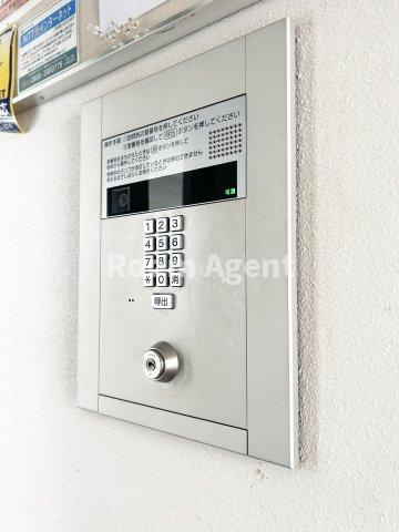 グランドゥール覚王山のエントランス