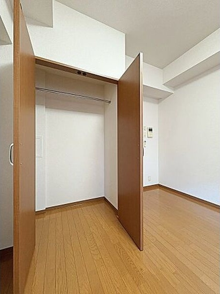 アールズタワー池下西の収納
