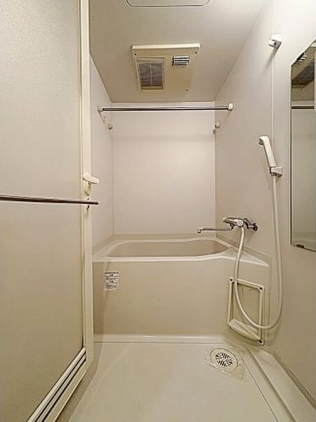 アールズタワー池下西の浴室