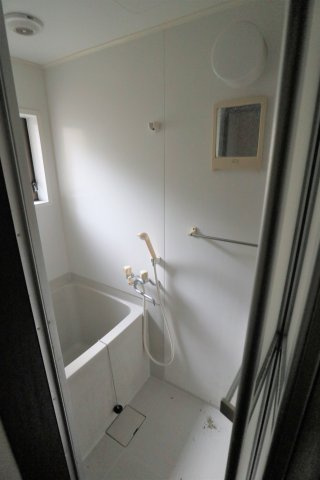 横須賀グリーンベース南棟の浴室|別部屋写真参考