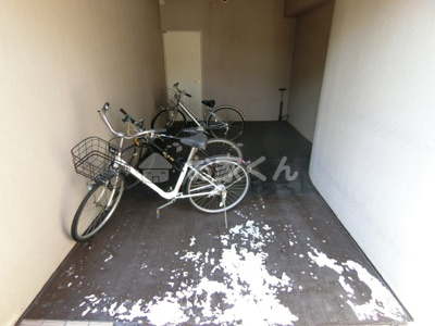 【駐車場】 | ブランシュ・ド・離宮 | 駐輪スペース