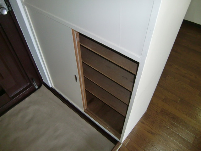 マツヤパークマンションの玄関