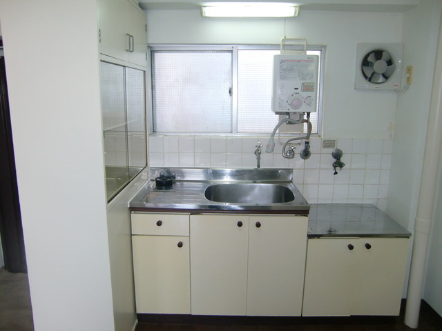 マツヤパークマンションのキッチン