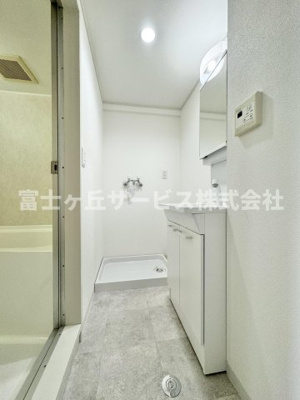 【脱衣所】 | サンコーポ大岩 中古マンション | 脱衣場です