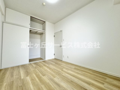 【洋室】 | サンコーポ大岩 中古マンション | 約5.0帖の洋室です