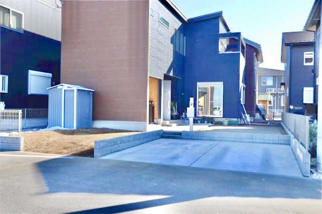 つくば市流星台中古戸建の駐車場