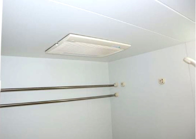 【設備】 | ラビアンローズ | 浴室乾燥機