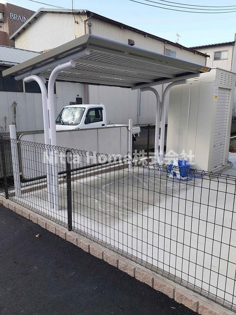 ベル ・ グロワールのその他共用部分|屋根付きの駐輪場があります◇