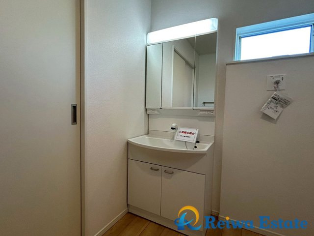 新築戸建　茅ヶ崎市柳島2丁目の独立洗面台