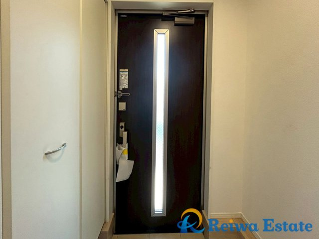 新築戸建　茅ヶ崎市柳島2丁目の玄関