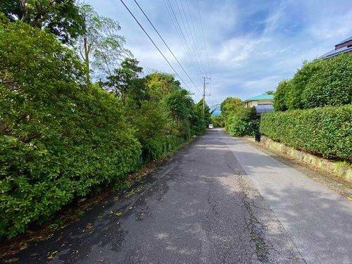 【前面道路含む現地写真】 | 富士急川奈　売地