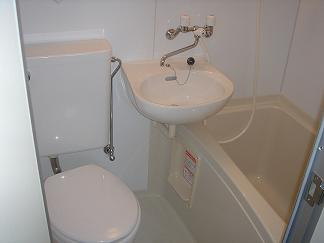 ガーデンシティー21の浴室