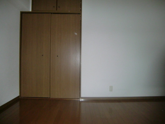 グレードタイム六甲の居間・リビング