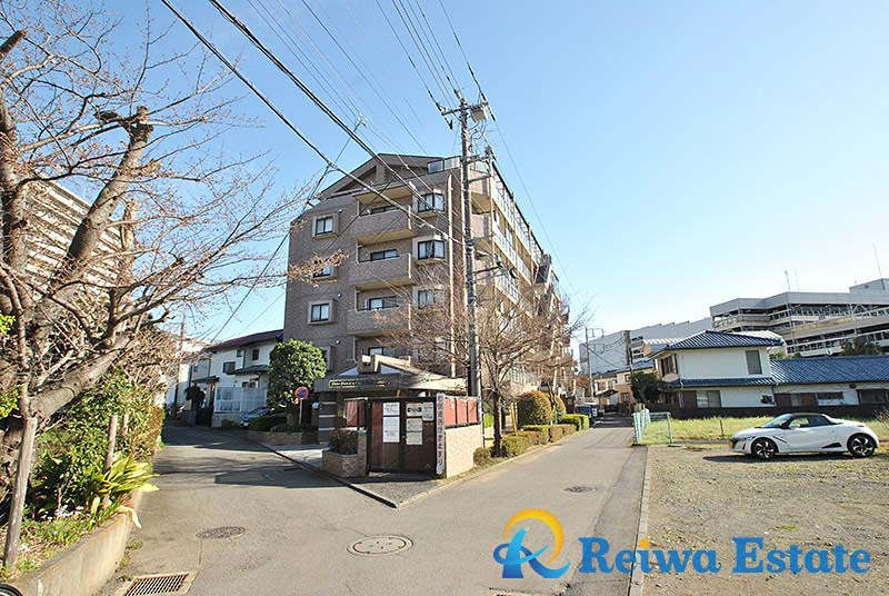 ライオンズマンション茅ヶ崎中央公園の外観