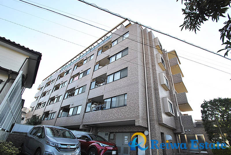 ライオンズマンション茅ヶ崎中央公園の外観