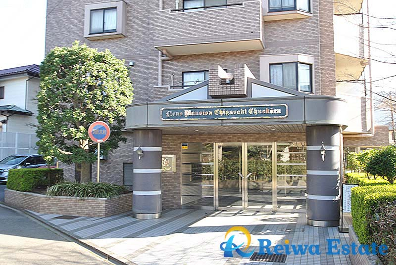 ライオンズマンション茅ヶ崎中央公園のエントランス