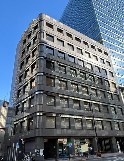 文京区小石川１丁目の賃貸マンションの外観