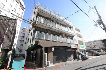 生頼第２ビルの外観